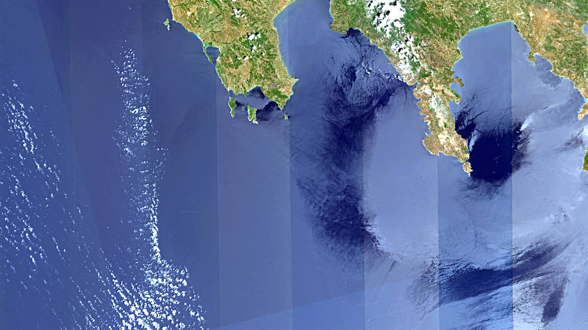 Wheel-like structure in the Mediterranean Sea