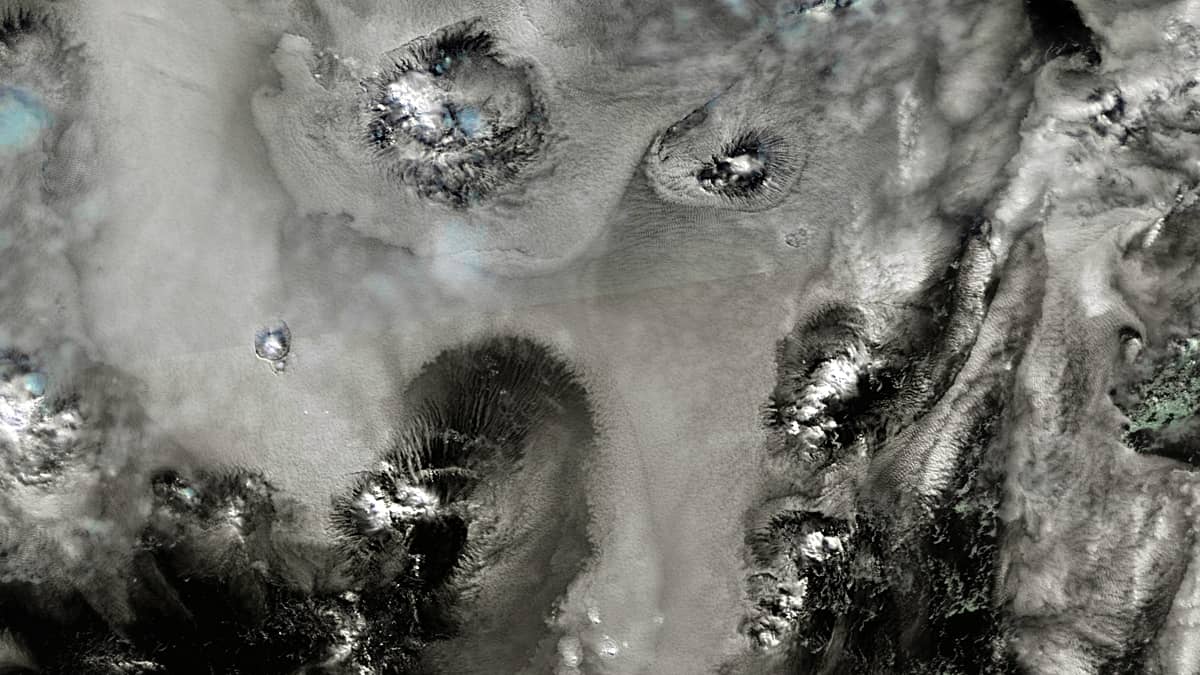 Cloud Structures over the Southern Ocean