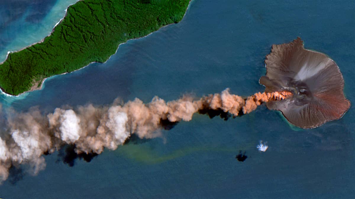 Eruption of Anak Krakatau Volcano