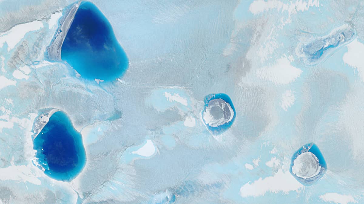 Supraglacial lakes of Western Greenland