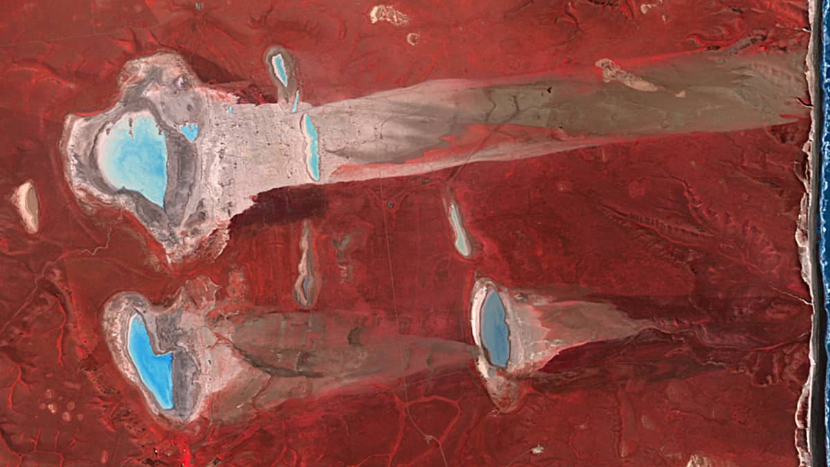 Windstreaks of Pali-Aike